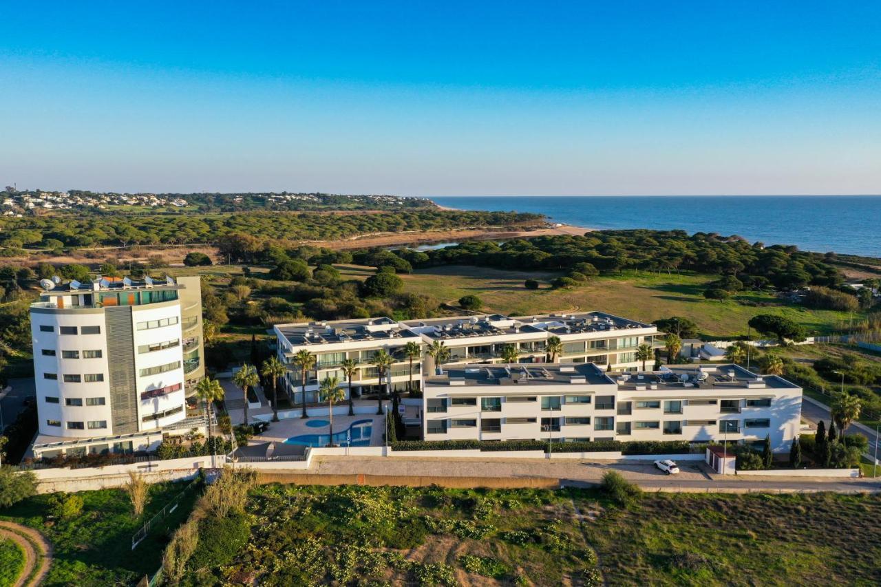 Cavalo Preto, Beach Resort 쿼테이라 외부 사진